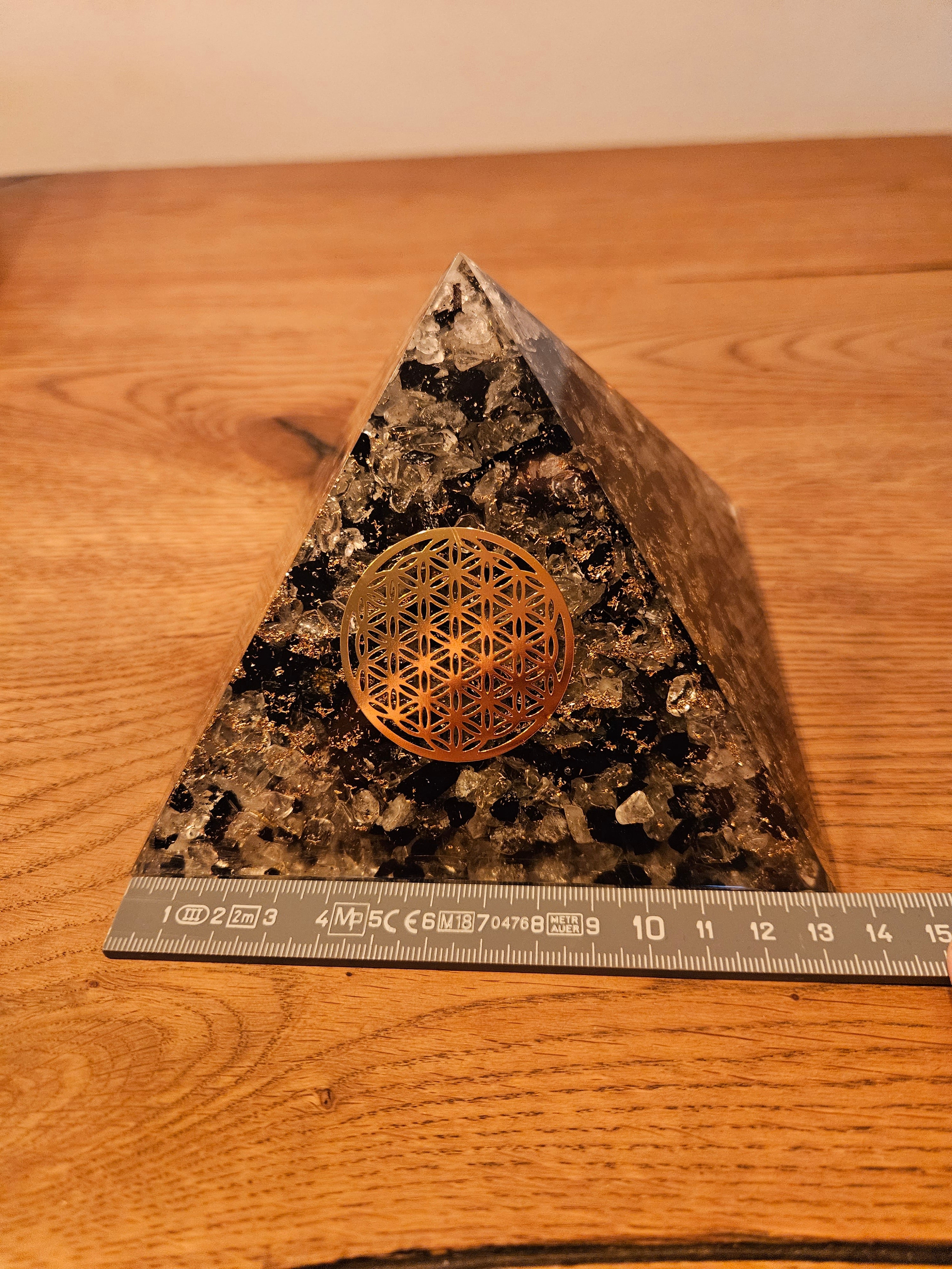 Orgon-Flow-Pyramide 13cm